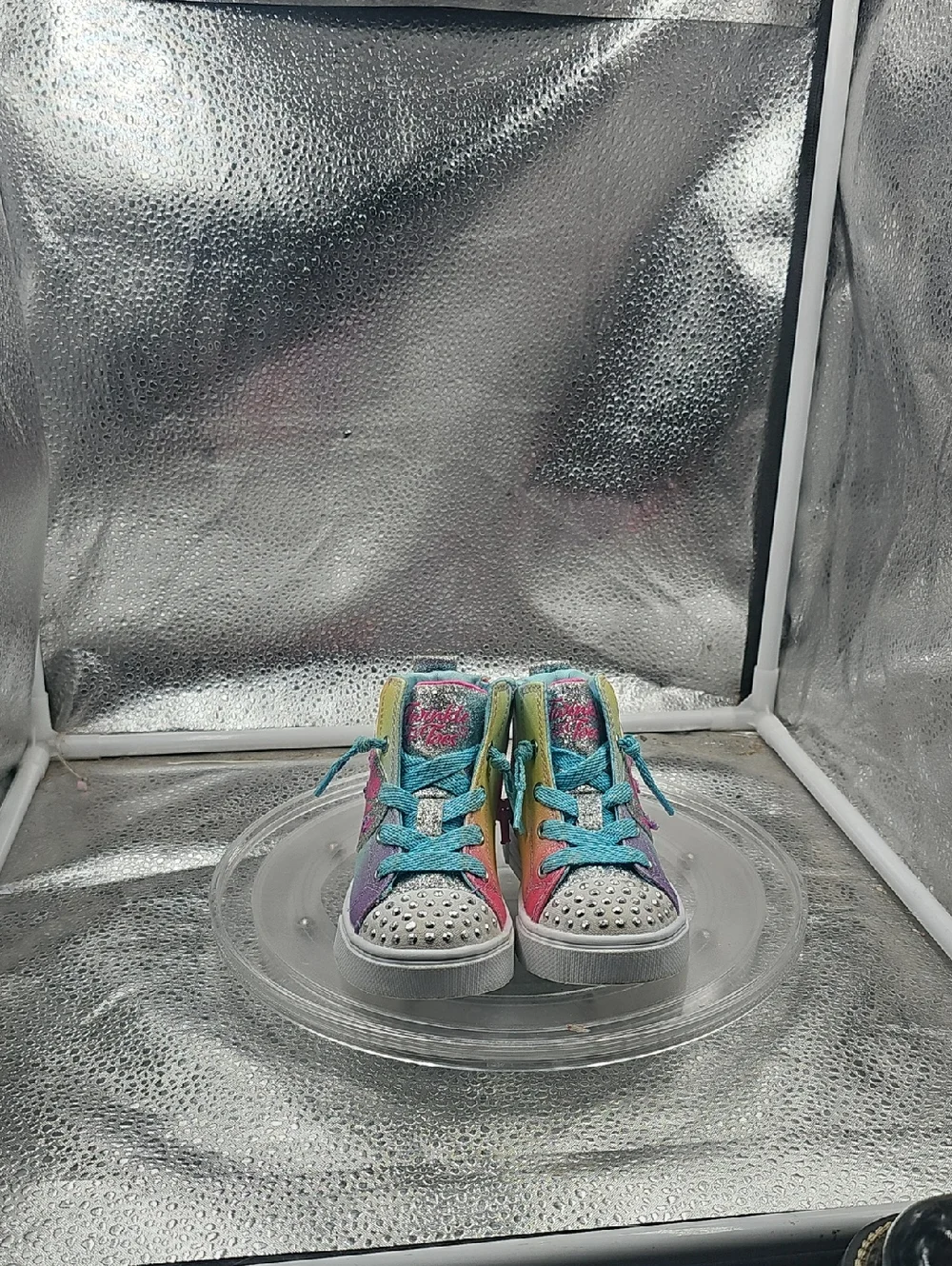 O Pink & White sz 6 Little Girls Rainbow Wings Light Up